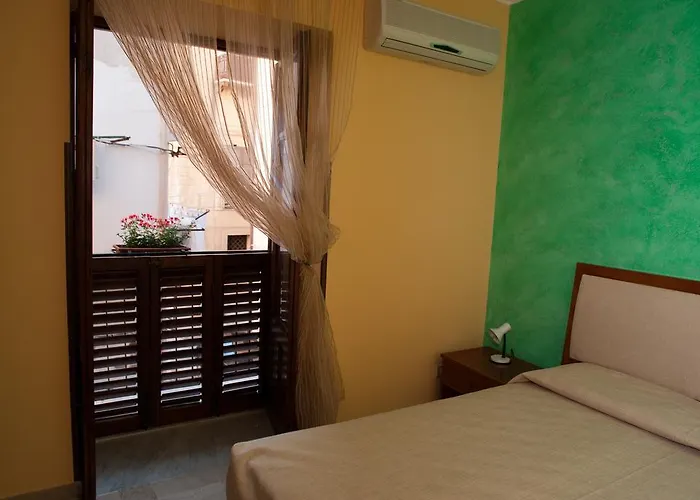 Apart-hotel Miramare 4*