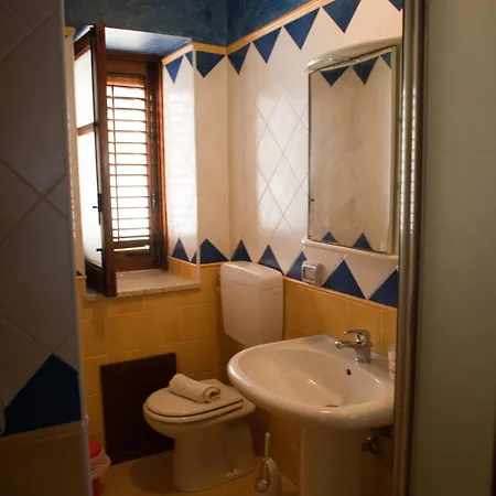 Apart Otel Miramare 2*