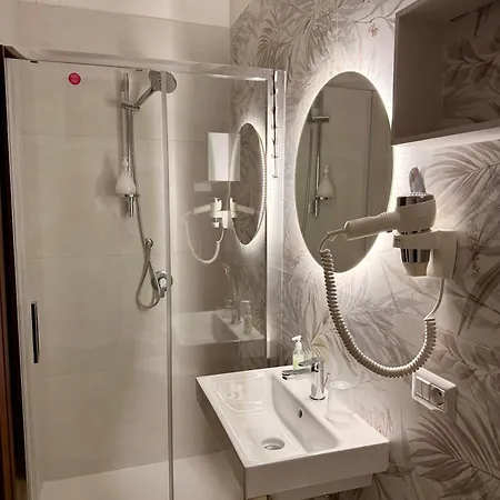 Miramare Aparthotel 4*