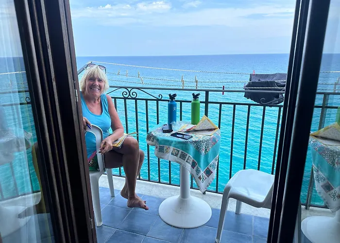 Ξενοδοχείο με διαμερίσματα Miramare 4*